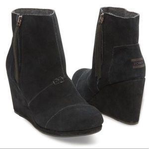 Tom’s Black Suede High Desert Wedge Booties